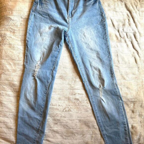 Slightly Ripped Light Blue Skinny Jeans - Picture 2 of 4